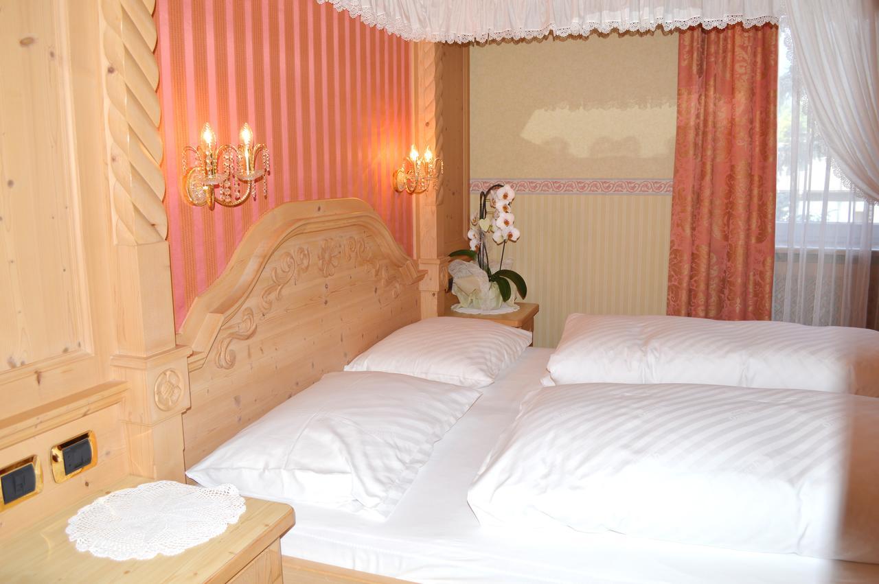 Hotel Panorama *